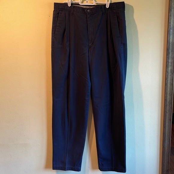 Dockers Classic Fit Trousers - Picture 1 of 5